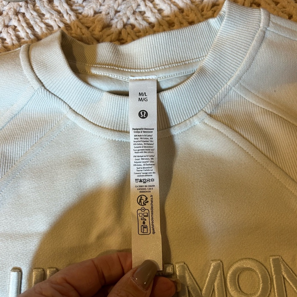 ❗️SOLD❗️Lululemon Scuba Oversized Pullover Wordmark in Bone 🆕 - Picture 5 of 9
